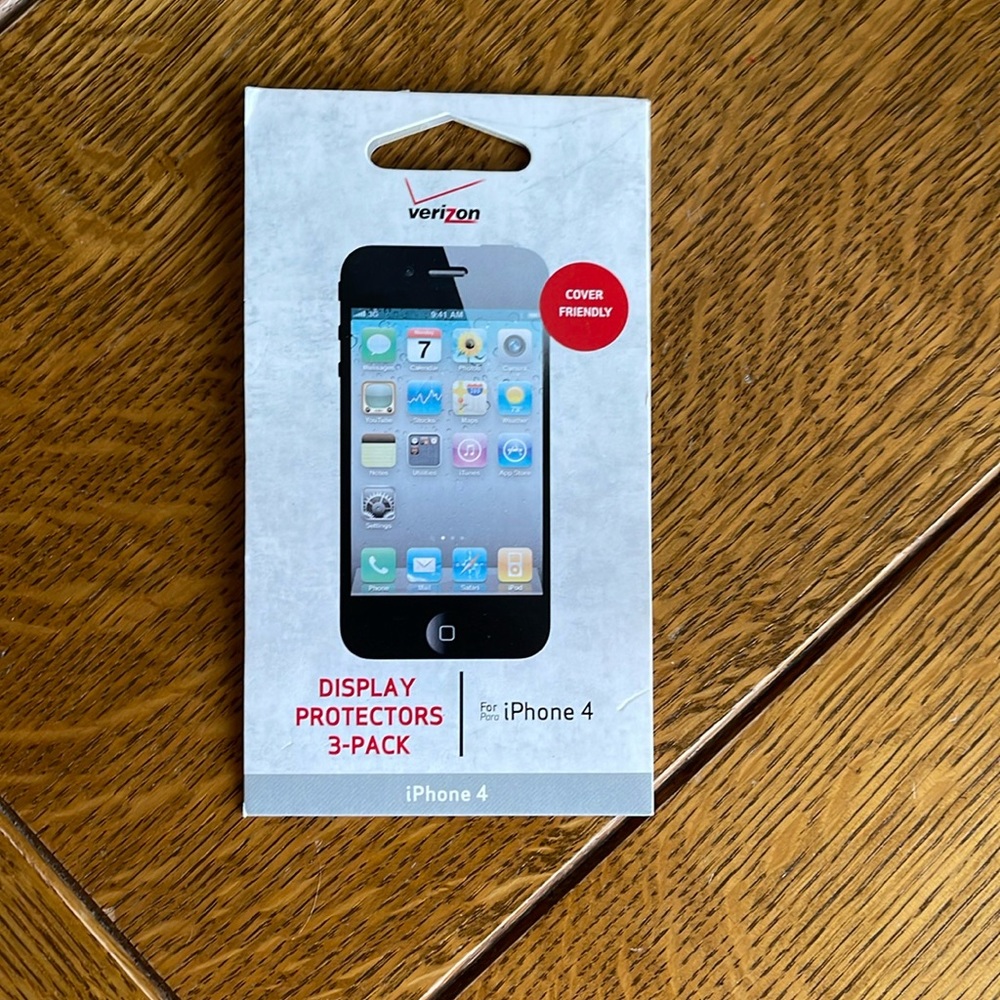 iPhone 4 screen protector